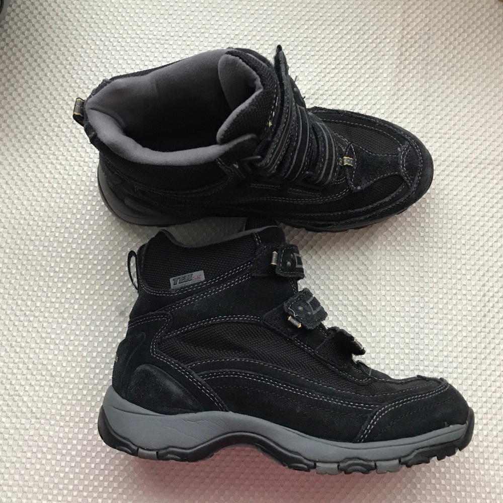 L L Bean Women’s Snow Boots Sz 7 Tek 2.5 - image 2